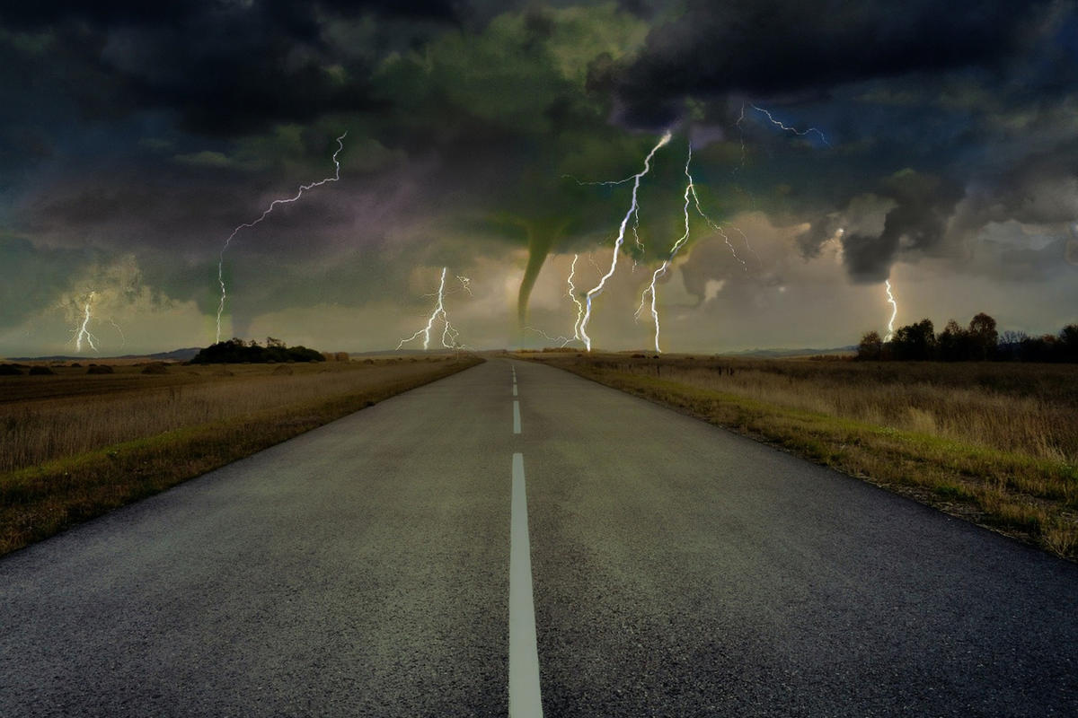 Inclement weather, wind storm with thunders